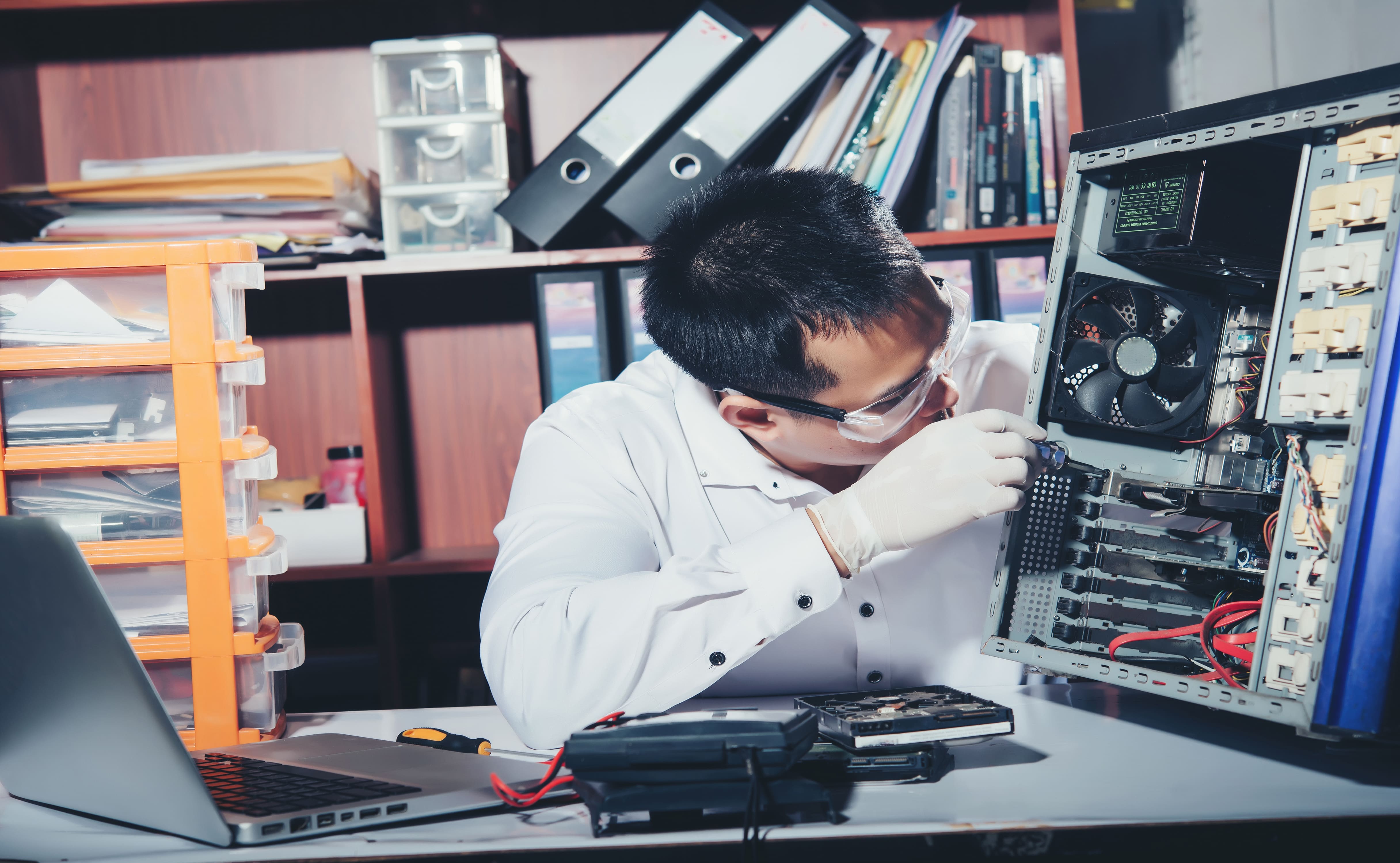 Montagem e Manutenção de Computadores